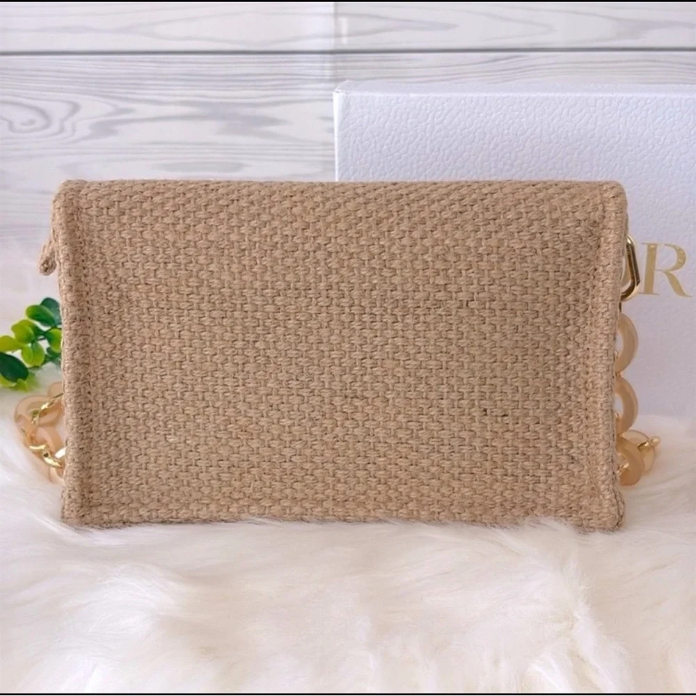 DIOR Beauty RAFFIA ACRYLIC CHAIN SHOULDER BAG - Picture 4 of 9